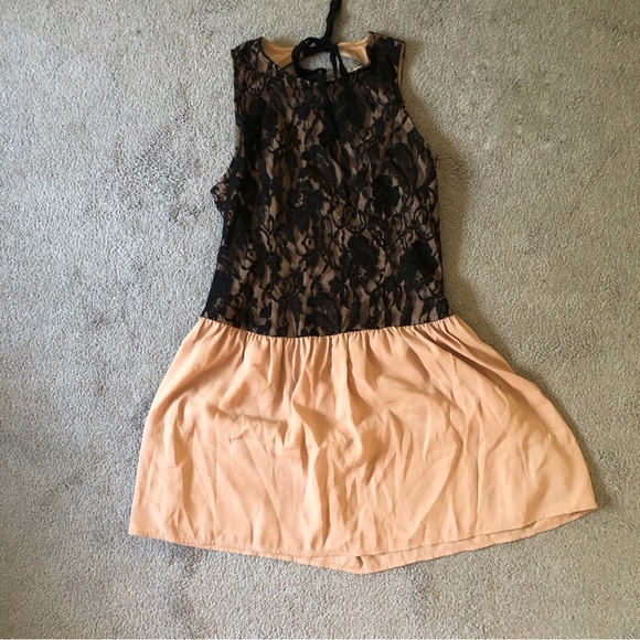 Forever21 contemporary dress with open back - Picture 1 of 4